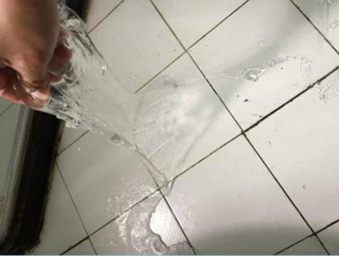 衛生間漏水無須砸磚，小編教你這樣做